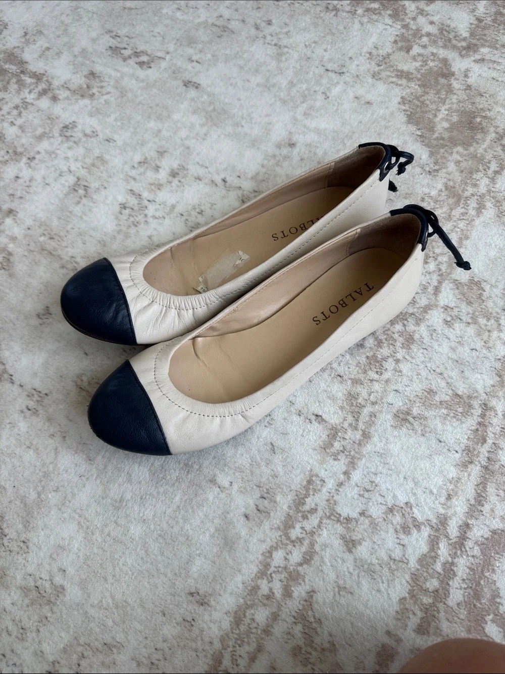Talbot’s Slip-On Round Toe Drawstring flats Shoes